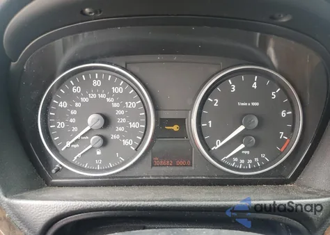 2006 BMW 330 I z USA, uszkodzony, nr VIN WBAVB335X6KR73549